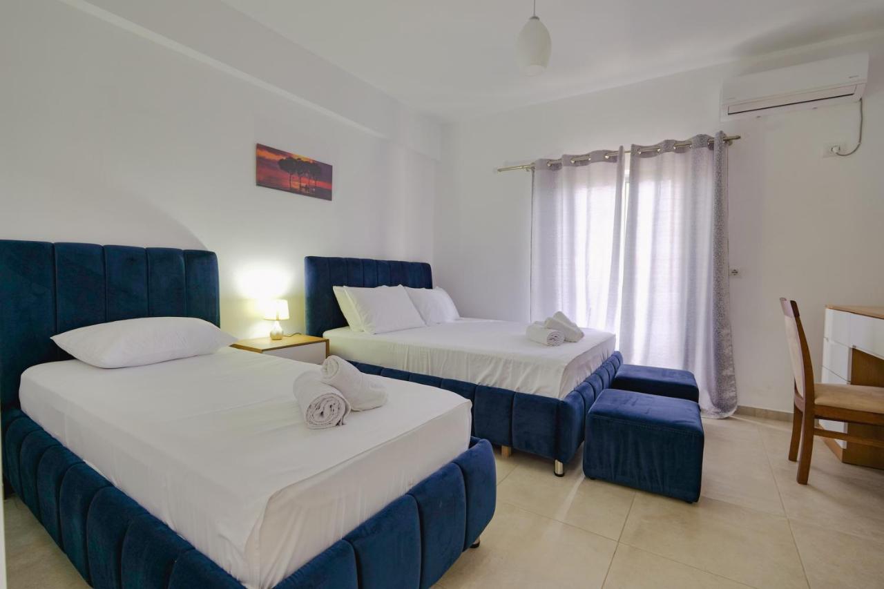 Violeta Apartments Ксамил Экстерьер фото